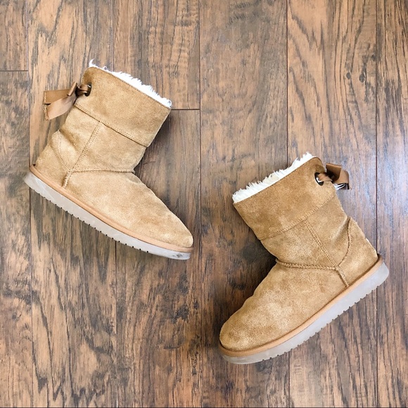 SOLD UGG • Koolaburra Andrah boot short chestnut suede faux shearling sherpa bow - Picture 6 of 14